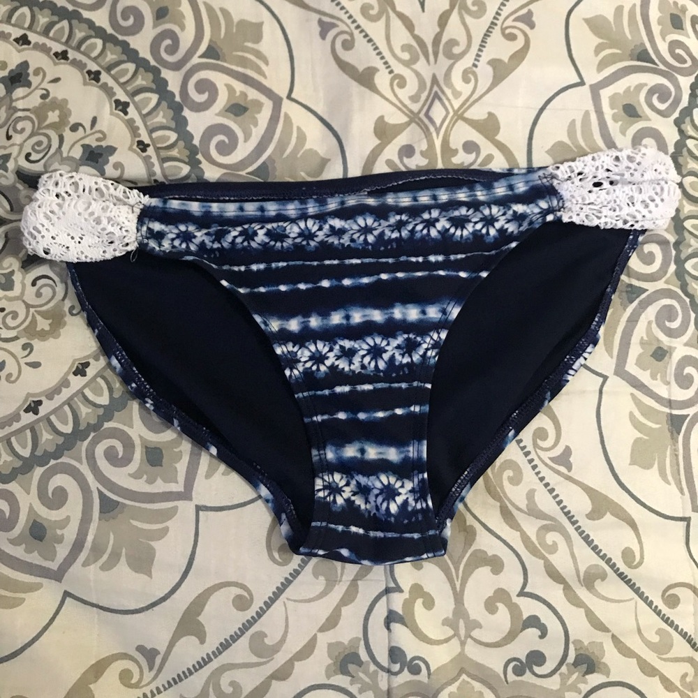 Bikini bottoms